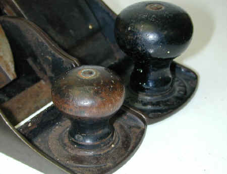 3_knobs.jpg (87173 bytes)