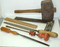 finch_misc6.jpg (37749 bytes)