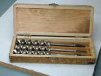 jennings4.jpg (41250 bytes)